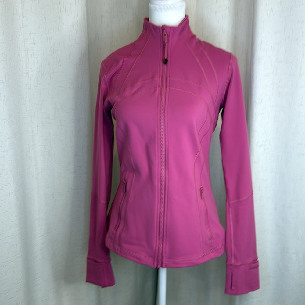 Lululemon Define Luon Size 8 Pink Lychee.